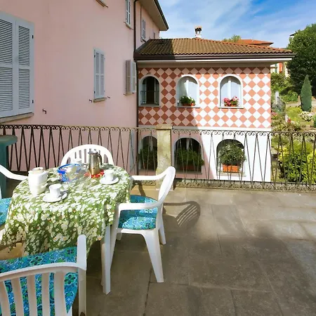 Casa Dei Poeti Leopardi - Two-room With Terrace And Partial View * Meina